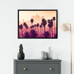 Obraz w ramie Palmy w Los Angeles z drapaczami chmur w tle