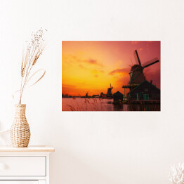 Plakat samoprzylepny Tradycyjne Holenderskie wiatraki nad rzeką
