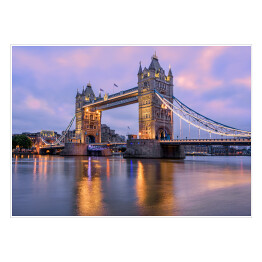 Plakat Basztowy most w Londynie, UK, w świetle wschodzącego słońca