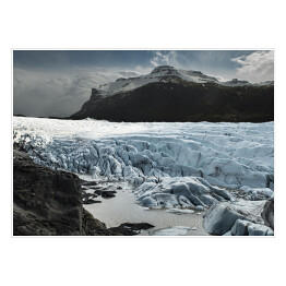 Plakat Lodowcowy krajobraz Islandii w pochmurny dzień