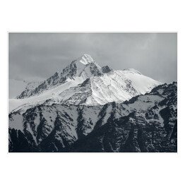 Plakat samoprzylepny Śnieżne pasmo górskie w Indiach