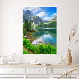 Plakat Jezioro w Tatrzańskich górach wiosną, Polska