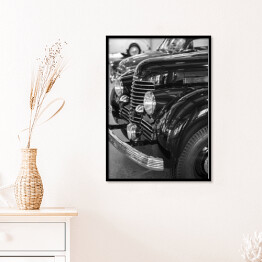 Plakat w ramie Czeski stary samochód - czarno białe zdjęcie